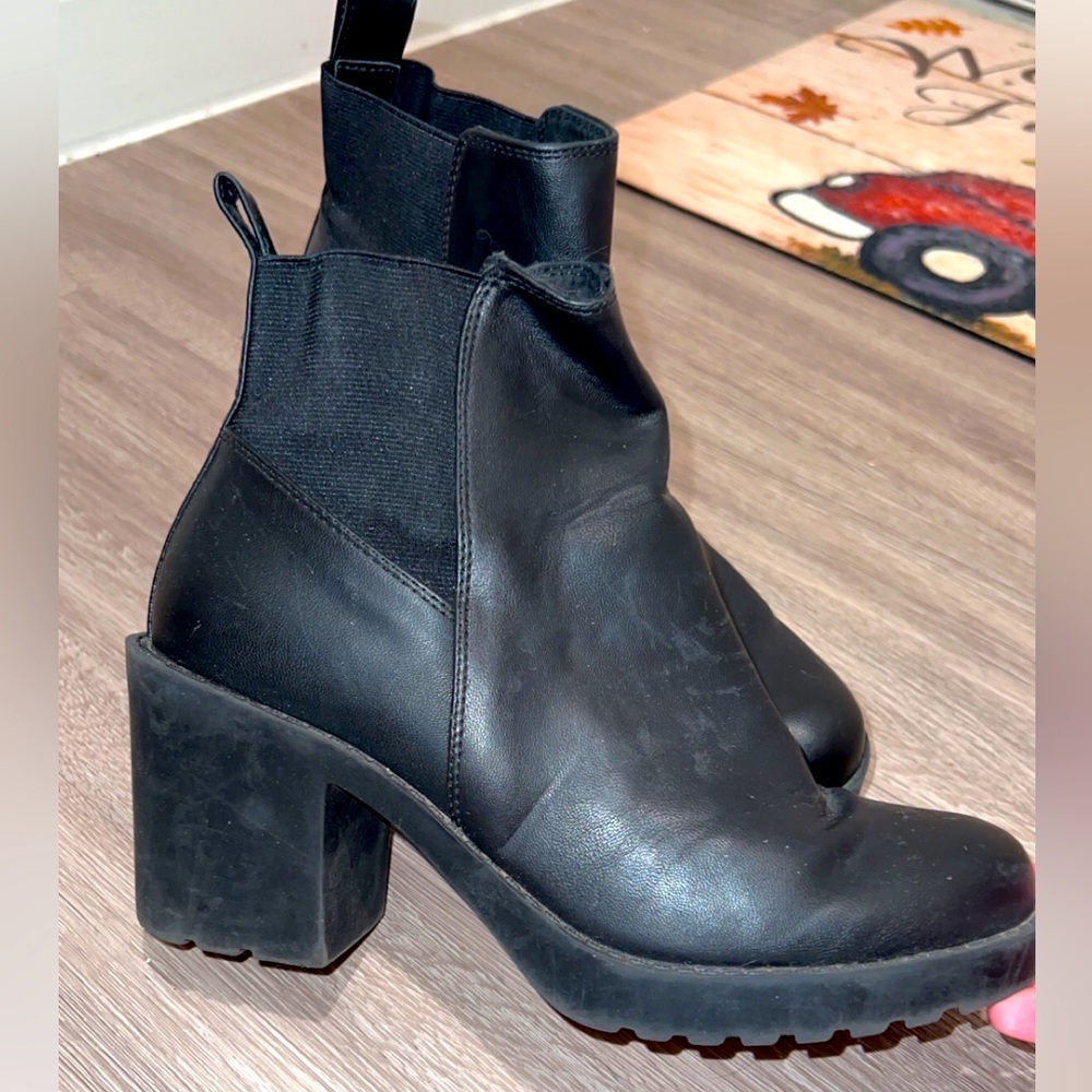 Black slip-on boots